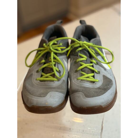 Nike Flywire Gray & Lime Green Sneakers - Men's Size 10.5 - Picture 4 of 5